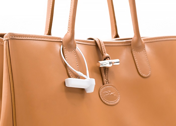 Su-dung-cho-tem-tu-an-ninh-giup-bao-ve-hang-hoa-khi-ket-hop-voi-cong-tu-an-ninh